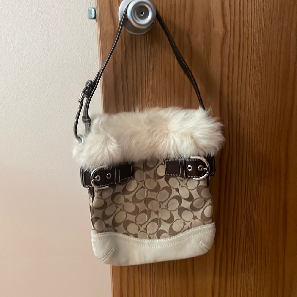 Furry Y2K vintage coach bag